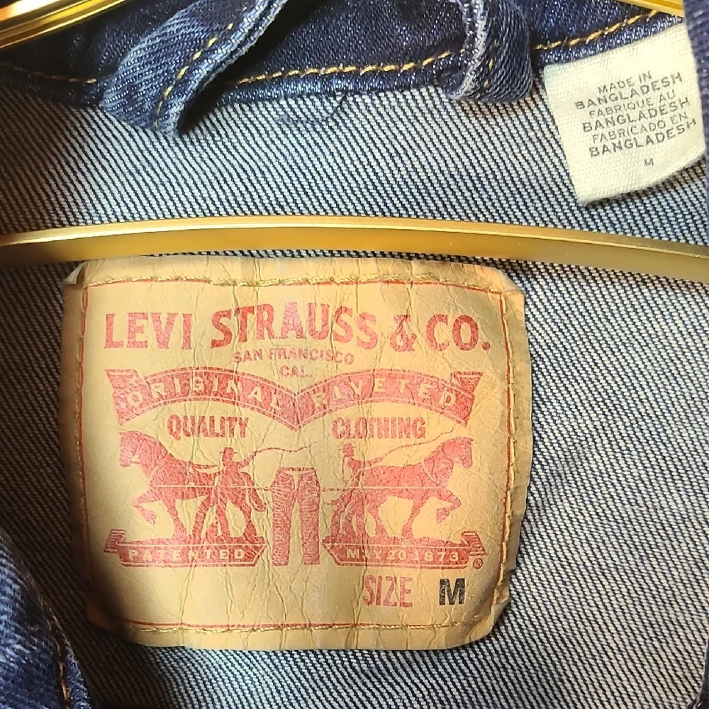 Levi's Men's Dark Blue Denim Jean Jacket - Picture 2 of 13